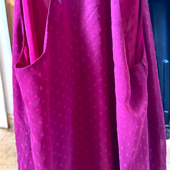 Tank - Picture 2 of 2